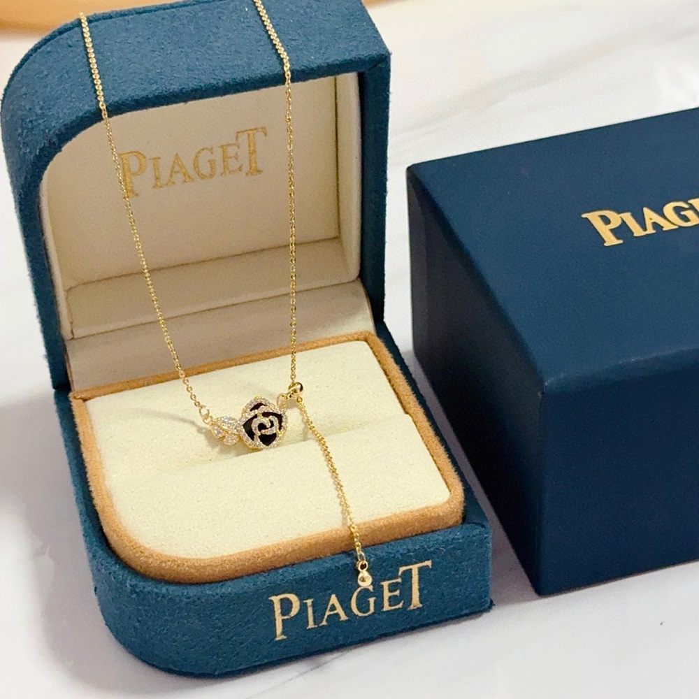 Piaget fashion necklace